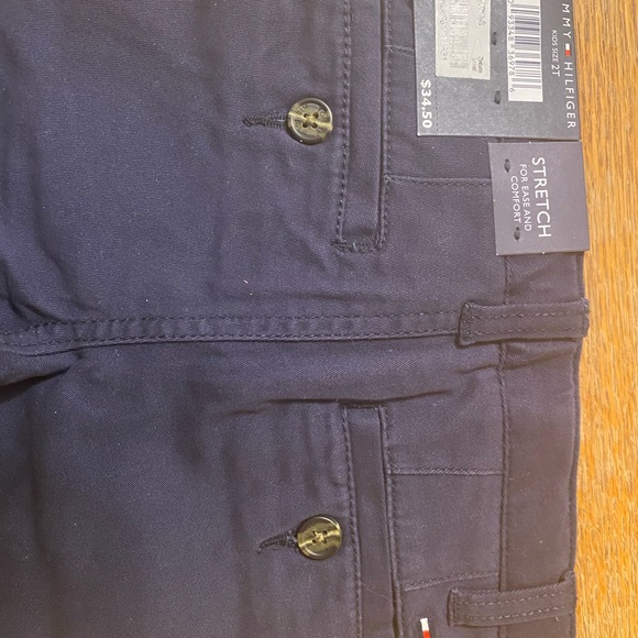 Tommy Hilfiger pants - Picture 3 of 4